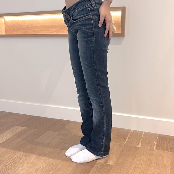 Adrianna Fit Vintage Guess Jeans - Picture 2 of 6